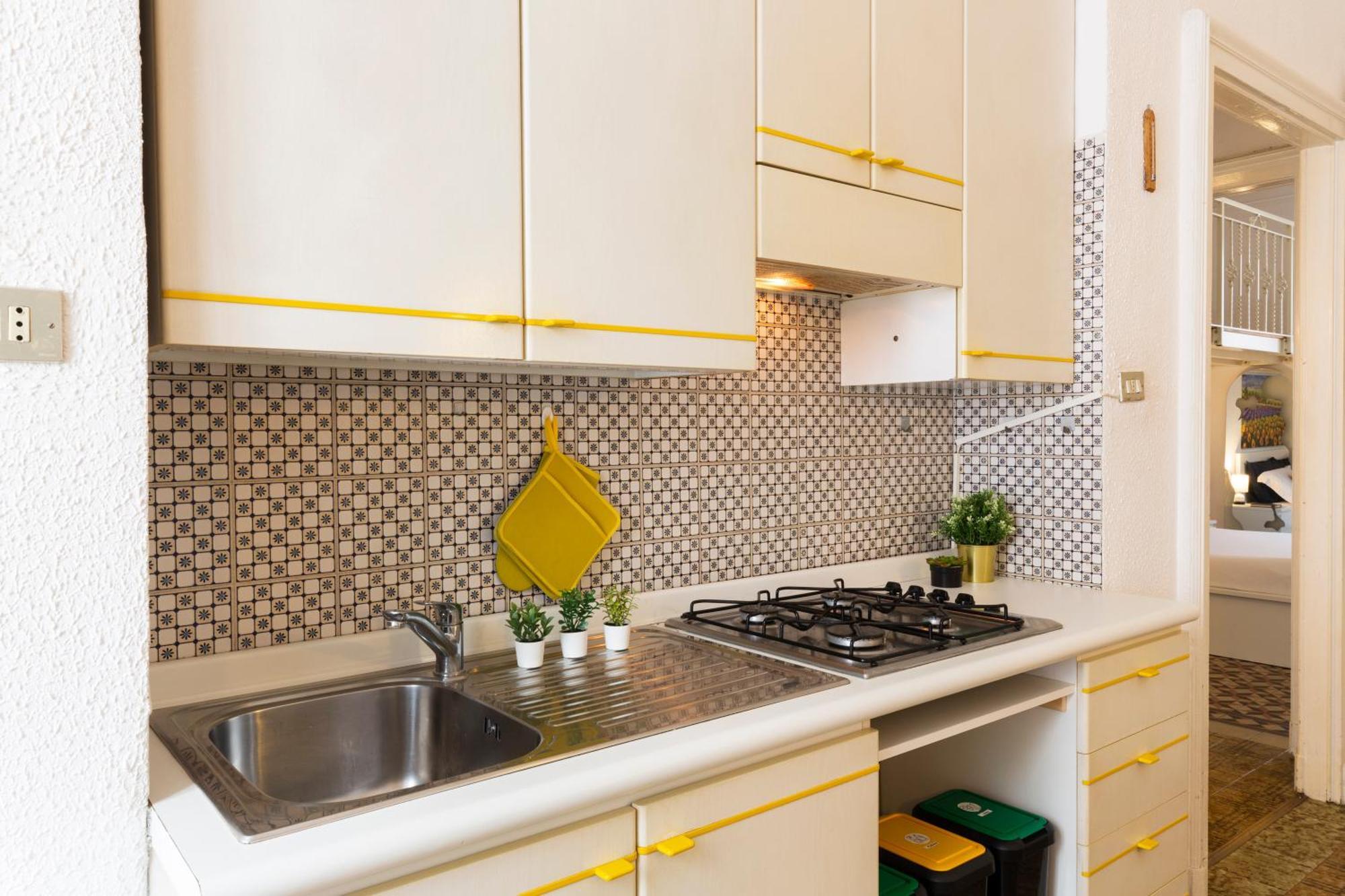 Titty House - Crocetta Apartment Milan Bagian luar foto