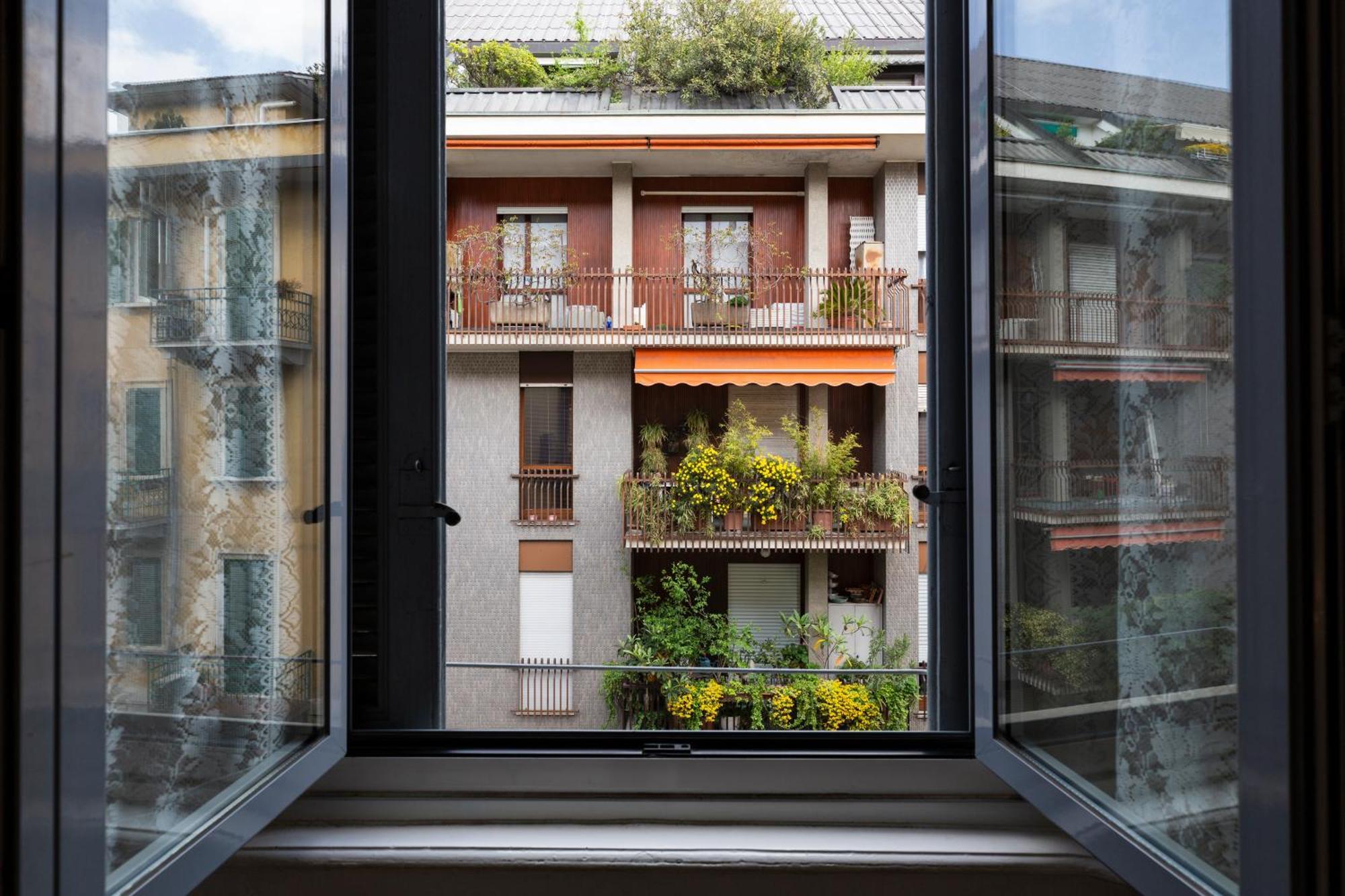 Titty House - Crocetta Apartment Milan Bagian luar foto